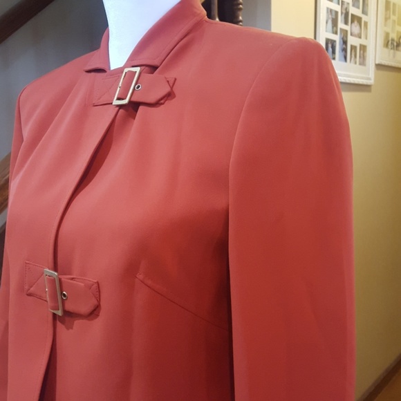Anne Klein burnt orange 2 piece suit, jacket and s - Picture 4 of 8
